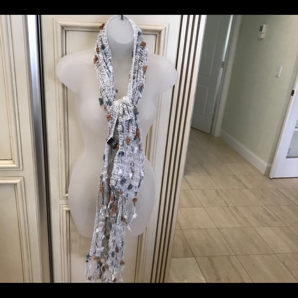 Scarf - Picture 2 of 2